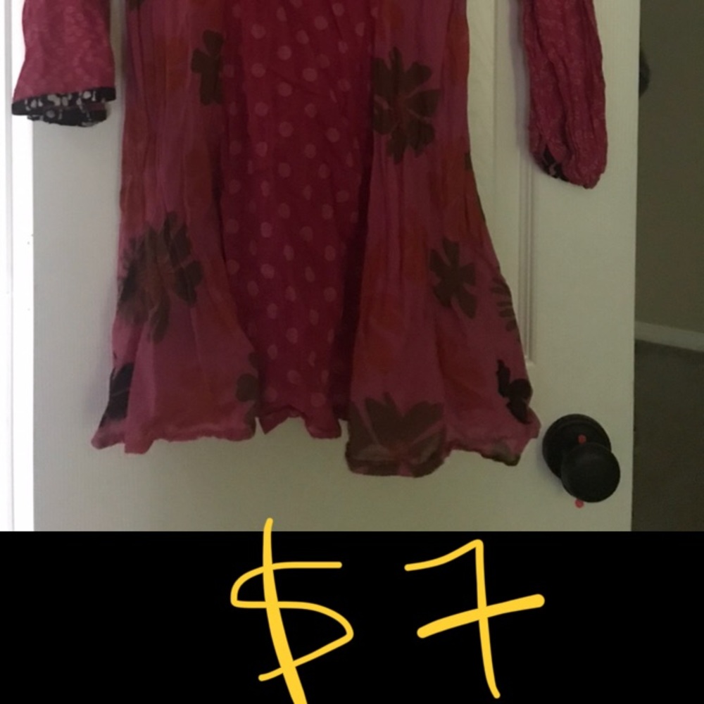 Very cute jiggling dress. Kurti